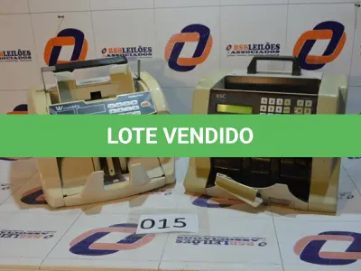 LOTE 015 - 02 MÁQUINAS DE CONTAR CÉDULAS, SENDO 01 MARCA CONDATA E 01 KSC. (NO ESTADO)
