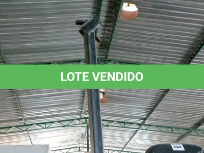 LOTE 096 - 01 LIXEIRA DE FERRO. (NO ESTADO, NÃO SABEMOS SE FUNCIONA. LEILÃO NÃO TEM GARANTIA E NEM DEVOLUÇÃO.)