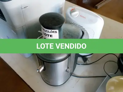 LOTE 083 - 01 AQUECEDOR MARCA MONDIAL E 01 JUICE (CENTRIFUGA DE SUCO) EXCELLENCE BLACK&DECKER. (NO ESTADO, NÃO SABEMOS SE FUNCIONA. LEILÃO NÃO TEM GARANTIA E NEM DEVOLUÇÃO.)