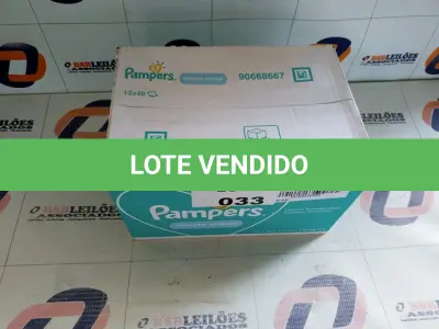 LOTE 033 - 01 CAIXA DE LENÇOS HUMEDECIDOS PAMPERS. (NO ESTADO, NÃO SABEMOS SE FUNCIONA. LEILÃO NÃO TEM GARANTIA E NEM DEVOLUÇÃO.)