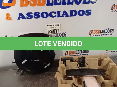LOTE 051 - 01 ROBÔ ASPIRADOR. (NO ESTADO, LEILÃO NÃO TEM GARANTIA E NEM DEVOLUÇÃO, SUJEITO A POSSÍVEIS AVARIAS VISÍVEIS/OCULTAS E/OU AUSÊNCIA DE COMPONENTES).