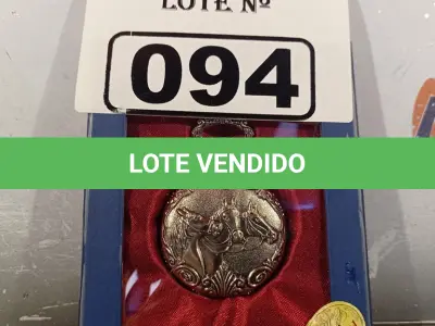 LOTE 094 - 01 RELÓGIO DE BOLSO ANALÓGICO. (NO ESTADO, LEILÃO NÃO TEM GARANTIA E NEM DEVOLUÇÃO, SUJEITO A POSSÍVEIS AVARIAS VISÍVEIS/OCULTAS E/OU AUSÊNCIA DE COMPONENTES).