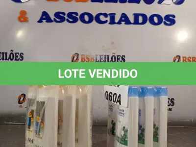 LOTE 060 - 06 FRASCOS DE SHAMPOO ANTICOCEIRA HEAD&SHOUDERS 200ML E 06 FRASCOS DE CONDICIONADOR PANTENE PRO-V BRILHO EXTREMO 175ML. (NO ESTADO, LEILÃO NÃO TEM GARANTIA E NEM DEVOLUÇÃO, SUJEITO A POSSÍVEIS AVARIAS VISÍVEIS/OCULTAS E/OU AUSÊNCIA DE COMPONENTES).