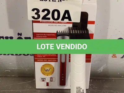 LOTE 320 - 01 MÁQUINA DE CORTAR CABELO. (NO ESTADO, LEILÃO NÃO TEM GARANTIA E NEM DEVOLUÇÃO, SUJEITO A POSSÍVEIS AVARIAS VISÍVEIS/OCULTAS E/OU AUSÊNCIA DE COMPONENTES).
