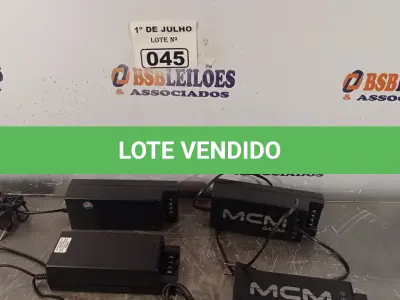 LOTE 045 - 04 FONTES 12V MARCAS MCM. (NO ESTADO, LEILÃO NÃO TEM GARANTIA E NEM DEVOLUÇÃO, SUJEITO A POSSÍVEIS AVARIAS VISÍVEIS/OCULTAS E/OU AUSÊNCIA DE COMPONENTES).