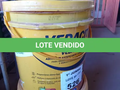 LOTE 526 - 01 BALDE DE ADITIVO IMPERMEABILIZANTE PARA CONCRETO E ARGAMASSA E 01 BALDE DE VEDALIT 18L. (NO ESTADO, LEILÃO NÃO TEM GARANTIA E NEM DEVOLUÇÃO, SUJEITO A POSSÍVEIS AVARIAS VISÍVEIS/OCULTAS E/OU AUSÊNCIA DE COMPONENTES).