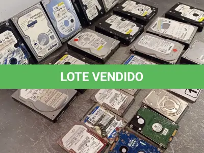 LOTE 129 - 01 LOTE COM VÁRIOS HARD DISC MARCAS E MODELOS DIVERSOS. (NO ESTADO, LEILÃO NÃO TEM GARANTIA E NEM DEVOLUÇÃO, SUJEITO A POSSÍVEIS AVARIAS VISÍVEIS/OCULTAS E/OU AUSÊNCIA DE COMPONENTES).
