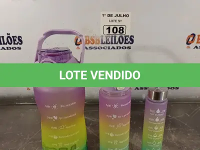 LOTE 108 - 01 KIT COM 03 GARRAFAS SENDO 01 DE 2 LITROS. (NO ESTADO, LEILÃO NÃO TEM GARANTIA E NEM DEVOLUÇÃO, SUJEITO A POSSÍVEIS AVARIAS VISÍVEIS/OCULTAS E/OU AUSÊNCIA DE COMPONENTES).