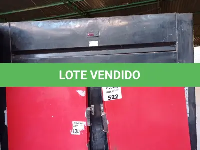LOTE 522 - 01 GELADEIRA INDUSTRIAL 04 PORTAS COM AVARIAS. (NO ESTADO, LEILÃO NÃO TEM GARANTIA E NEM DEVOLUÇÃO, SUJEITO A POSSÍVEIS AVARIAS VISÍVEIS/OCULTAS E/OU AUSÊNCIA DE COMPONENTES).