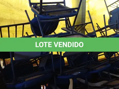 LOTE 409 - 10 CADEIRAS DE AUDITÓRIO. (NO ESTADO, LEILÃO NÃO TEM GARANTIA E NEM DEVOLUÇÃO, SUJEITO A POSSÍVEIS AVARIAS VISÍVEIS/OCULTAS E/OU AUSÊNCIA DE COMPONENTES).