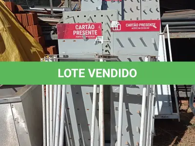 LOTE 516 - 01 LOTE COM VÁRIOS EXPOSITORES EM METAL MODELOS DIVERSOS. (NO ESTADO, LEILÃO NÃO TEM GARANTIA E NEM DEVOLUÇÃO, SUJEITO A POSSÍVEIS AVARIAS VISÍVEIS/OCULTAS E/OU AUSÊNCIA DE COMPONENTES).