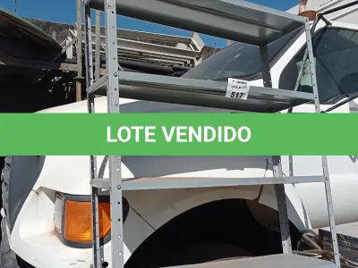 LOTE 517 - 01 ESTANTE DE FERRO COM 06 PRATELEIRAS. (NO ESTADO, LEILÃO NÃO TEM GARANTIA E NEM DEVOLUÇÃO, SUJEITO A POSSÍVEIS AVARIAS VISÍVEIS/OCULTAS E/OU AUSÊNCIA DE COMPONENTES).