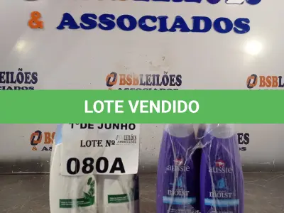 LOTE 080 - 06 FRASCOS DE SHAMPOO ANTICOCEIRA HEAD&SHOUDERS 200ML E 06 FRASCOS DE CONDICIONADOR AUSSIE 180ML. (NO ESTADO, LEILÃO NÃO TEM GARANTIA E NEM DEVOLUÇÃO, SUJEITO A POSSÍVEIS AVARIAS VISÍVEIS/OCULTAS E/OU AUSÊNCIA DE COMPONENTES).