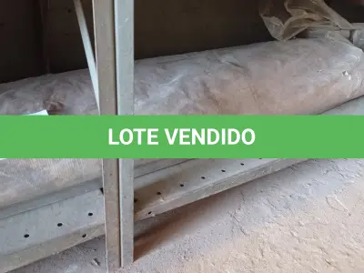 LOTE 497 - 01 TAPETE. (NO ESTADO, LEILÃO NÃO TEM GARANTIA E NEM DEVOLUÇÃO, SUJEITO A POSSÍVEIS AVARIAS VISÍVEIS/OCULTAS E/OU AUSÊNCIA DE COMPONENTES).