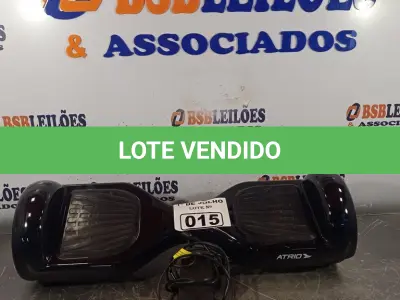 LOTE 015 - 01 HOVERBOARD. (NO ESTADO, LEILÃO NÃO TEM GARANTIA E NEM DEVOLUÇÃO, SUJEITO A POSSÍVEIS AVARIAS VISÍVEIS/OCULTAS E/OU AUSÊNCIA DE COMPONENTES).