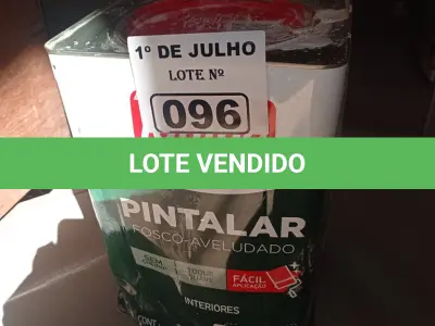 LOTE 096 - 01 LATA DE TINTA IQUINE PINTALAR FOSCO AVELUDADO INTERIORES NA COR BRANCO GELO 18L. (NO ESTADO, LEILÃO NÃO TEM GARANTIA E NEM DEVOLUÇÃO, SUJEITO A POSSÍVEIS AVARIAS VISÍVEIS/OCULTAS E/OU AUSÊNCIA DE COMPONENTES).