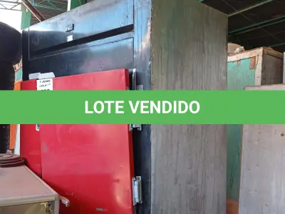 LOTE 522 - 01 GELADEIRA INDUSTRIAL 04 PORTAS COM AVARIAS. (NO ESTADO, LEILÃO NÃO TEM GARANTIA E NEM DEVOLUÇÃO, SUJEITO A POSSÍVEIS AVARIAS VISÍVEIS/OCULTAS E/OU AUSÊNCIA DE COMPONENTES).
