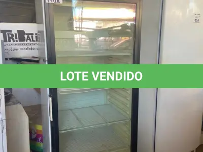 LOTE 110 - 01 CERVEJEIRA VERTICAL MARCA ELETROLUX 220V. (FUNCIONANDO) (NO ESTADO, LEILÃO NÃO TEM GARANTIA E NEM DEVOLUÇÃO, SUJEITO A POSSÍVEIS AVARIAS VISÍVEIS/OCULTAS E/OU AUSÊNCIA DE COMPONENTES).