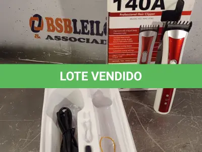 LOTE 140 - 01 MÁQUINA DE CORTAR CABELO. (NO ESTADO, LEILÃO NÃO TEM GARANTIA E NEM DEVOLUÇÃO, SUJEITO A POSSÍVEIS AVARIAS VISÍVEIS/OCULTAS E/OU AUSÊNCIA DE COMPONENTES).