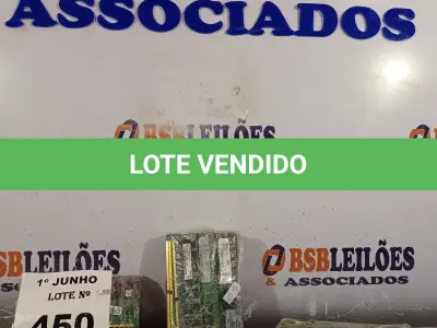 LOTE 450 - 01 LOTE COM GRANDE QUANTIDADE DE PENTES DE MEMÓRIA PARA PC. (NO ESTADO, LEILÃO NÃO TEM GARANTIA E NEM DEVOLUÇÃO, SUJEITO A POSSÍVEIS AVARIAS VISÍVEIS/OCULTAS E/OU AUSÊNCIA DE COMPONENTES).