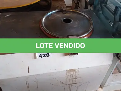 LOTE 428 - 01 BATEDEIRA DE MASSAS INDUSTRIAL. (NO ESTADO, LEILÃO NÃO TEM GARANTIA E NEM DEVOLUÇÃO, SUJEITO A POSSÍVEIS AVARIAS VISÍVEIS/OCULTAS E/OU AUSÊNCIA DE COMPONENTES).