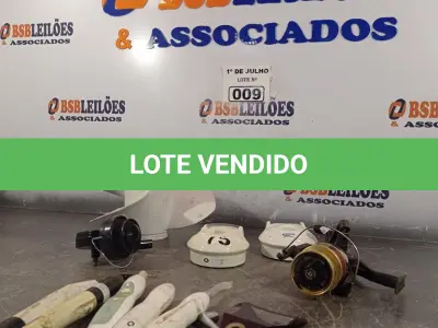 LOTE 009 - 01 HÉLICE DE MOTOR NÁUTICO, 02 MOLINETES E VÁRIAS PEÇAS ODONTOLÓGICAS. (NO ESTADO, LEILÃO NÃO TEM GARANTIA E NEM DEVOLUÇÃO, SUJEITO A POSSÍVEIS AVARIAS VISÍVEIS/OCULTAS E/OU AUSÊNCIA DE COMPONENTES).
