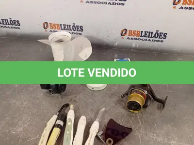 LOTE 009 - 01 HÉLICE DE MOTOR NÁUTICO, 02 MOLINETES E VÁRIAS PEÇAS ODONTOLÓGICAS. (NO ESTADO, LEILÃO NÃO TEM GARANTIA E NEM DEVOLUÇÃO, SUJEITO A POSSÍVEIS AVARIAS VISÍVEIS/OCULTAS E/OU AUSÊNCIA DE COMPONENTES).