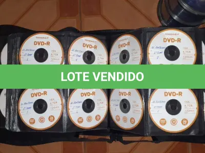 LOTE 152 - 01 RARA COLEÇÃO PARTICULAR DE CONVERSÕES DE FITAS VHS PRA DVDS FILMES, NOVELAS ANTIGAS, DESENHO DA DECADA 70,80, SERIADOS ANTIGOS COMO JAMES WEST, BATMAN, VARIOS TELEJORNAIS ANTIGOS, GLOBO REPÓRTER ETC, FILMES RAROS GRAVADOS DA TV ABERTA A FAMÍLIA DÓ RE MI (1970), AS PANTERAS (1976), DALLAS (1978), O HOMEM DE SEIS MILHÕES DE DÓLARES. PROGAMAS DE TV COMO XUXA SENDO OS PRIMEIROS PROGAMAS, ANGELICA, CAÇA TALENTOS, TV COLOSSO E MUITOS OUTROS COLEÇÃO DE EX FUNCIONÁRIO DE EMISSORA DE TV APROXIMADAMENTE 5MIL DVDS. (NO ESTADO)