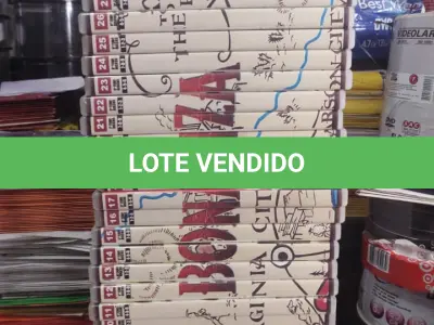 LOTE 152 - 01 RARA COLEÇÃO PARTICULAR DE CONVERSÕES DE FITAS VHS PRA DVDS FILMES, NOVELAS ANTIGAS, DESENHO DA DECADA 70,80, SERIADOS ANTIGOS COMO JAMES WEST, BATMAN, VARIOS TELEJORNAIS ANTIGOS, GLOBO REPÓRTER ETC, FILMES RAROS GRAVADOS DA TV ABERTA A FAMÍLIA DÓ RE MI (1970), AS PANTERAS (1976), DALLAS (1978), O HOMEM DE SEIS MILHÕES DE DÓLARES. PROGAMAS DE TV COMO XUXA SENDO OS PRIMEIROS PROGAMAS, ANGELICA, CAÇA TALENTOS, TV COLOSSO E MUITOS OUTROS COLEÇÃO DE EX FUNCIONÁRIO DE EMISSORA DE TV APROXIMADAMENTE 5MIL DVDS. (NO ESTADO)