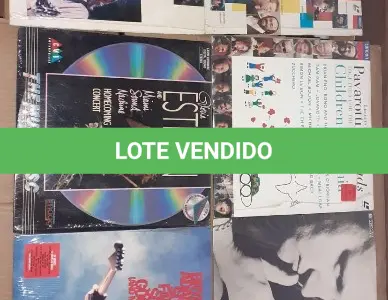 LOTE 234 - 20 DISCOS LAZER TODOS EM ÓTIMO ESTADO DE CONSERVAÇÃO. (NO ESTADO)