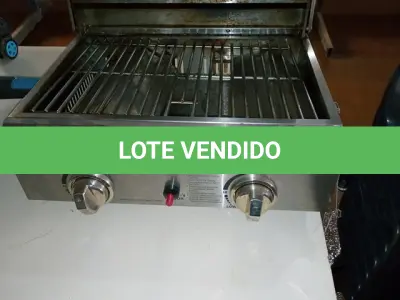 LOTE 192 - CHURRASQUEIRA PORTÁTIL Á GÁS GRILL AÇO INOX- MEMBERS MARK (NO ESTADO SEM GARANTIA DE FUNCIONAMENTO, SUJEITO A POSSÍVEIS AVARIAS VISÍVEIS/OCULTAS E/OU AUSÊNCIA DE COMPONENTES)