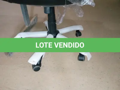 LOTE 190 - CADEIRA GAMER (NO ESTADO SEM GARANTIA DE FUNCIONAMENTO, SUJEITO A POSSÍVEIS AVARIAS VISÍVEIS/OCULTAS E/OU AUSÊNCIA DE COMPONENTES)