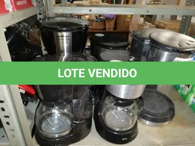 LOTE 216 - 5 CAFETEIRAS (NO ESTADO SEM GARANTIA DE FUNCIONAMENTO, SUJEITO A POSSÍVEIS AVARIAS VISÍVEIS/OCULTAS E/OU AUSÊNCIA DE COMPONENTES)
