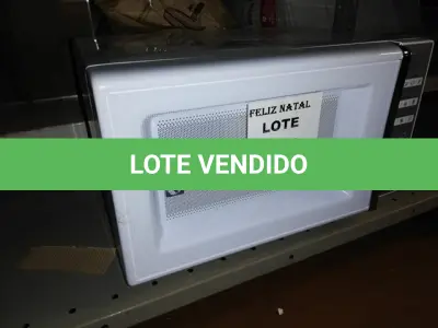 LOTE 235 - FORNO MICROONDAS ELECTROLUX (NO ESTADO SEM GARANTIA DE FUNCIONAMENTO, SUJEITO A POSSÍVEIS AVARIAS VISÍVEIS/OCULTAS E/OU AUSÊNCIA DE COMPONENTES)