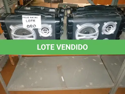 LOTE 090 - 4 CAIXAS DE SOM (NO ESTADO SEM GARANTIA DE FUNCIONAMENTO, SUJEITO A POSSÍVEIS AVARIAS VISÍVEIS/OCULTAS E/OU AUSÊNCIA DE COMPONENTES)