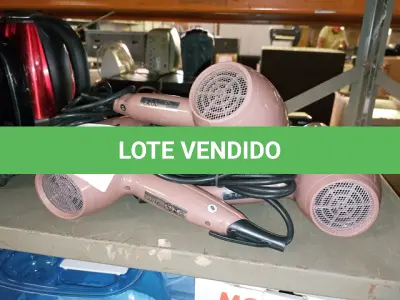 LOTE 076 - 4 SECADOR DE CABELO (NO ESTADO SEM GARANTIA DE FUNCIONAMENTO, SUJEITO A POSSÍVEIS AVARIAS VISÍVEIS/OCULTAS E/OU AUSÊNCIA DE COMPONENTES)