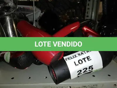 LOTE 225 - 6 SECADORES DE CABELO (NO ESTADO SEM GARANTIA DE FUNCIONAMENTO, SUJEITO A POSSÍVEIS AVARIAS VISÍVEIS/OCULTAS E/OU AUSÊNCIA DE COMPONENTES)