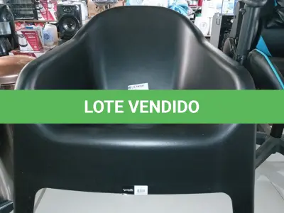 LOTE 194 - POLTRONA SKARPO PRETA (NO ESTADO SEM GARANTIA DE FUNCIONAMENTO, SUJEITO A POSSÍVEIS AVARIAS VISÍVEIS/OCULTAS E/OU AUSÊNCIA DE COMPONENTES)