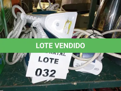 LOTE 032 - 04 FERROS DE PASSAR SENDO 02 FERROS JÚPITER MALLORY, 01 FERRO BLACK DECKER, 01 FERRO PHILCO. (NO ESTADO SEM GARANTIA DE FUNCIONAMENTO, SUJEITO A POSSÍVEIS AVARIAS VISÍVEIS/OCULTAS E/OU AUSÊNCIA DE COMPONENTES)