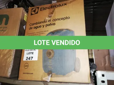 LOTE 247 - ASPIRADOR DE PÓ E ÁGUA ELECTROLUX FLEX (NO ESTADO SEM GARANTIA DE FUNCIONAMENTO, SUJEITO A POSSÍVEIS AVARIAS VISÍVEIS/OCULTAS E/OU AUSÊNCIA DE COMPONENTES)
