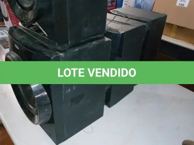 LOTE 166 - 4 CAIXAS DE SOM (NO ESTADO SEM GARANTIA DE FUNCIONAMENTO, SUJEITO A POSSÍVEIS AVARIAS VISÍVEIS/OCULTAS E/OU AUSÊNCIA DE COMPONENTES)