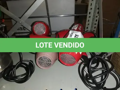 LOTE 241 - 4 SECADORES DE CABELO (NO ESTADO SEM GARANTIA DE FUNCIONAMENTO, SUJEITO A POSSÍVEIS AVARIAS VISÍVEIS/OCULTAS E/OU AUSÊNCIA DE COMPONENTES)