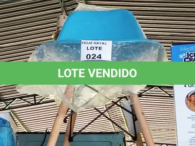LOTE 024 - CADEIRA EAMES (NO ESTADO SEM GARANTIA DE FUNCIONAMENTO, SUJEITO A POSSÍVEIS AVARIAS VISÍVEIS/OCULTAS E/OU AUSÊNCIA DE COMPONENTES)