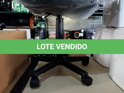 LOTE 122 - CADEIRA GAMER (NO ESTADO SEM GARANTIA DE FUNCIONAMENTO, SUJEITO A POSSÍVEIS AVARIAS VISÍVEIS/OCULTAS E/OU AUSÊNCIA DE COMPONENTES)