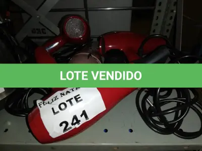 LOTE 241 - 4 SECADORES DE CABELO (NO ESTADO SEM GARANTIA DE FUNCIONAMENTO, SUJEITO A POSSÍVEIS AVARIAS VISÍVEIS/OCULTAS E/OU AUSÊNCIA DE COMPONENTES)