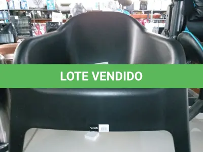 LOTE 194 - POLTRONA SKARPO PRETA (NO ESTADO SEM GARANTIA DE FUNCIONAMENTO, SUJEITO A POSSÍVEIS AVARIAS VISÍVEIS/OCULTAS E/OU AUSÊNCIA DE COMPONENTES)