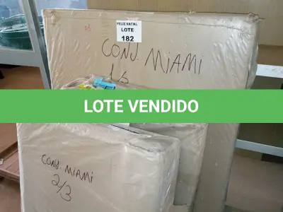 LOTE 182 - CONJUNTO MESA COM 4 CADEIRAS - MIAMI - DOBUÊ - CANELA / BEGE (NO ESTADO SEM GARANTIA DE FUNCIONAMENTO, SUJEITO A POSSÍVEIS AVARIAS VISÍVEIS/OCULTAS E/OU AUSÊNCIA DE COMPONENTES)