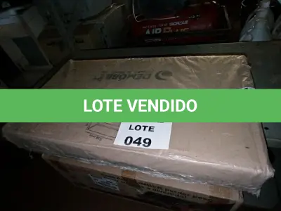 LOTE 049 - BANQUETA IDEAL DEMÓBILE NOGAL (NO ESTADO SEM GARANTIA DE FUNCIONAMENTO, SUJEITO A POSSÍVEIS AVARIAS VISÍVEIS/OCULTAS E/OU AUSÊNCIA DE COMPONENTES)