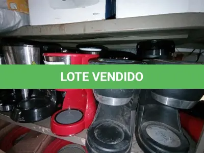 LOTE 058 - 9 CAFETEIRAS (NO ESTADO SEM GARANTIA DE FUNCIONAMENTO, SUJEITO A POSSÍVEIS AVARIAS VISÍVEIS/OCULTAS E/OU AUSÊNCIA DE COMPONENTES)