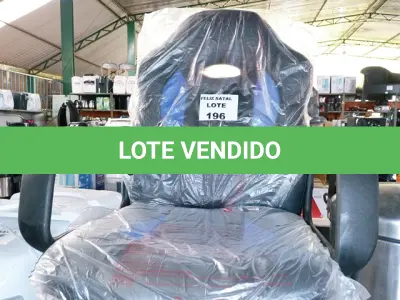LOTE 196 - CADEIRA GAMER (NO ESTADO SEM GARANTIA DE FUNCIONAMENTO, SUJEITO A POSSÍVEIS AVARIAS VISÍVEIS/OCULTAS E/OU AUSÊNCIA DE COMPONENTES)